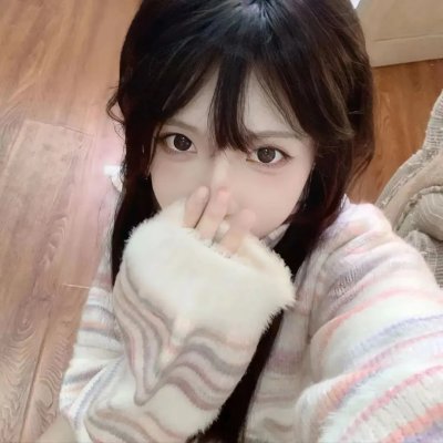 姑娘， 望着我